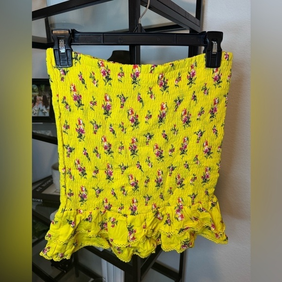 NWT Lost + Wander Womens Printed Smocked Ruffle Mini Skirt Floral Yellow Size M - Picture 4 of 6